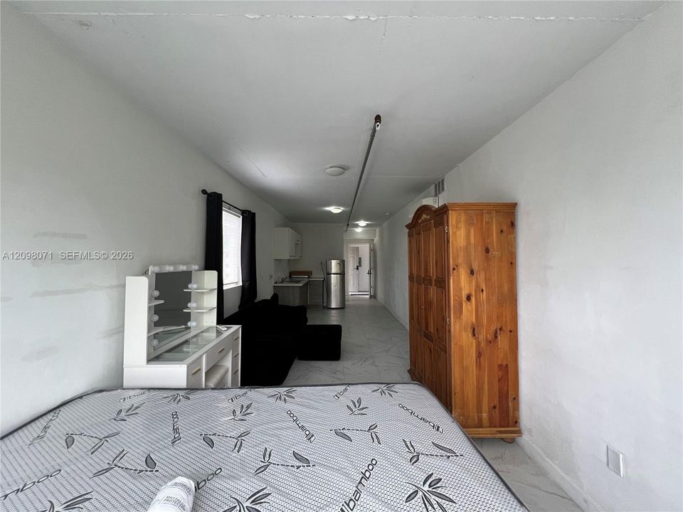 En Renta: $1,350 (0 camas, 1 baños, 600 Pies cuadrados)