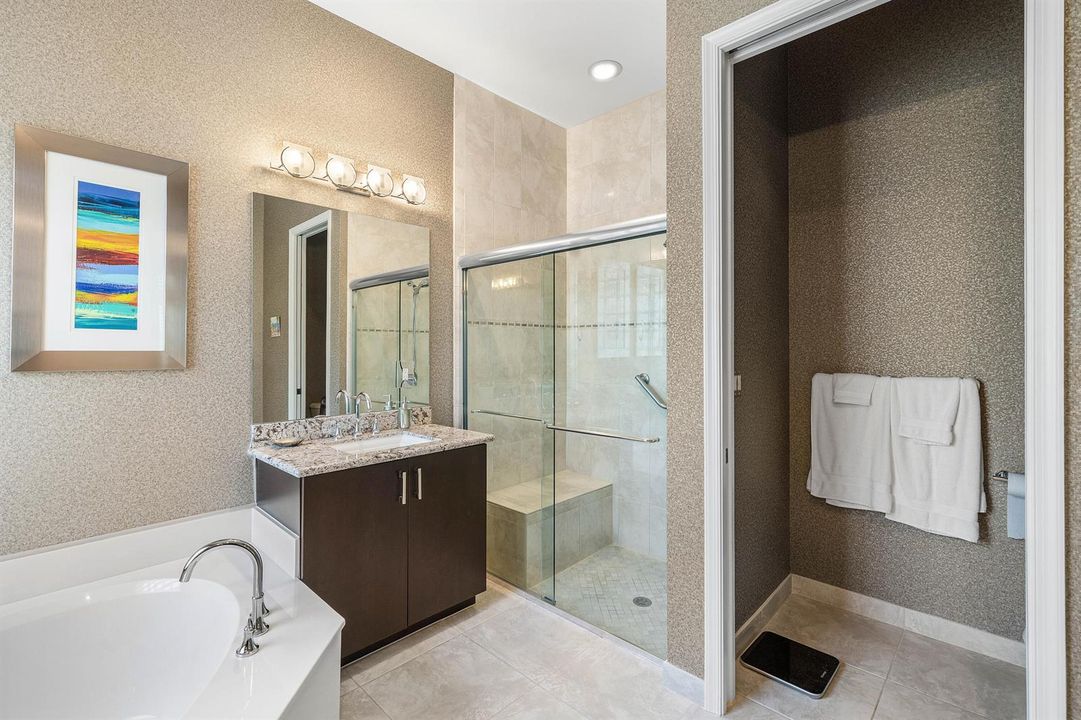 Wood Cabinets & Granite Counters