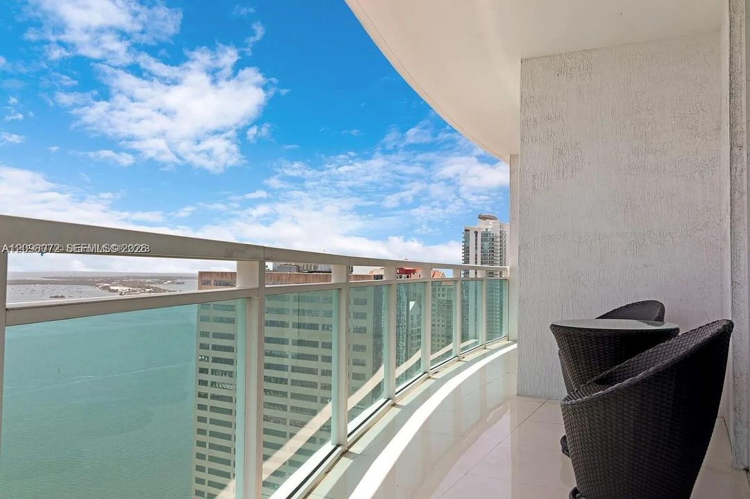 For Rent: $6,500 (2 beds, 2 baths, 1278 Square Feet)