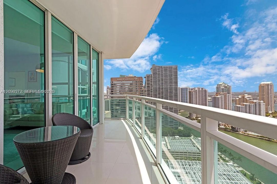 For Rent: $6,500 (2 beds, 2 baths, 1278 Square Feet)