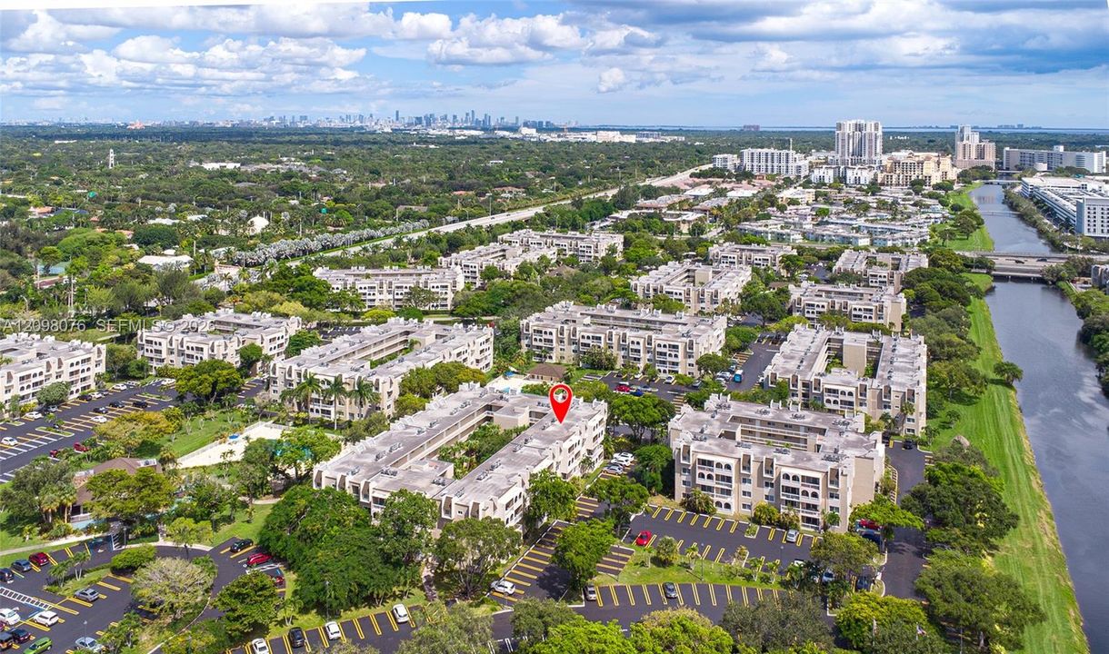 На продажу: $315,000 (1 спален, 1 ванн, 712 Квадратных фут)