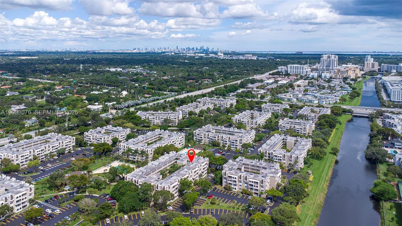 На продажу: $315,000 (1 спален, 1 ванн, 712 Квадратных фут)