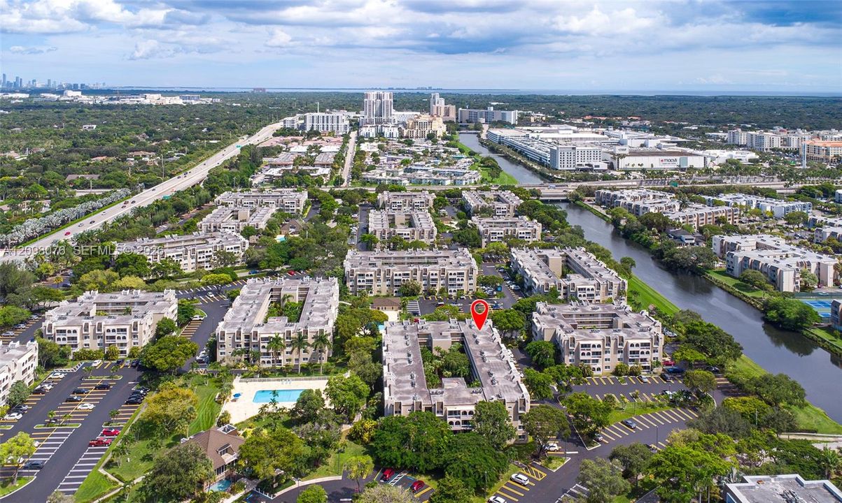 На продажу: $315,000 (1 спален, 1 ванн, 712 Квадратных фут)