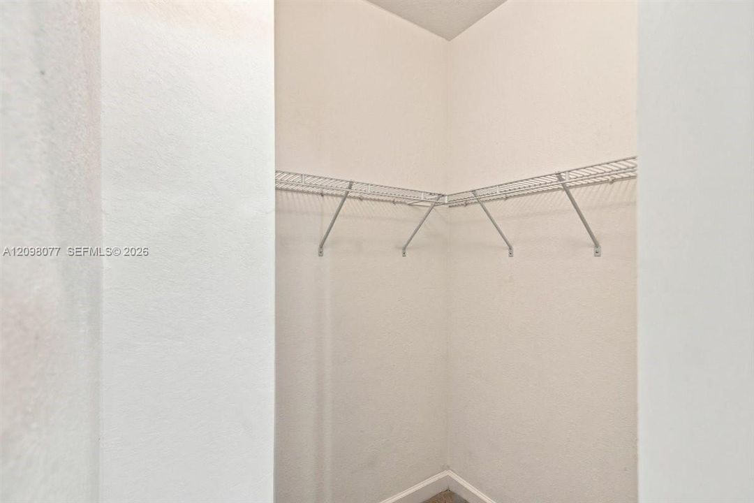 For Rent: $2,500 (3 beds, 2 baths, 1296 Square Feet)