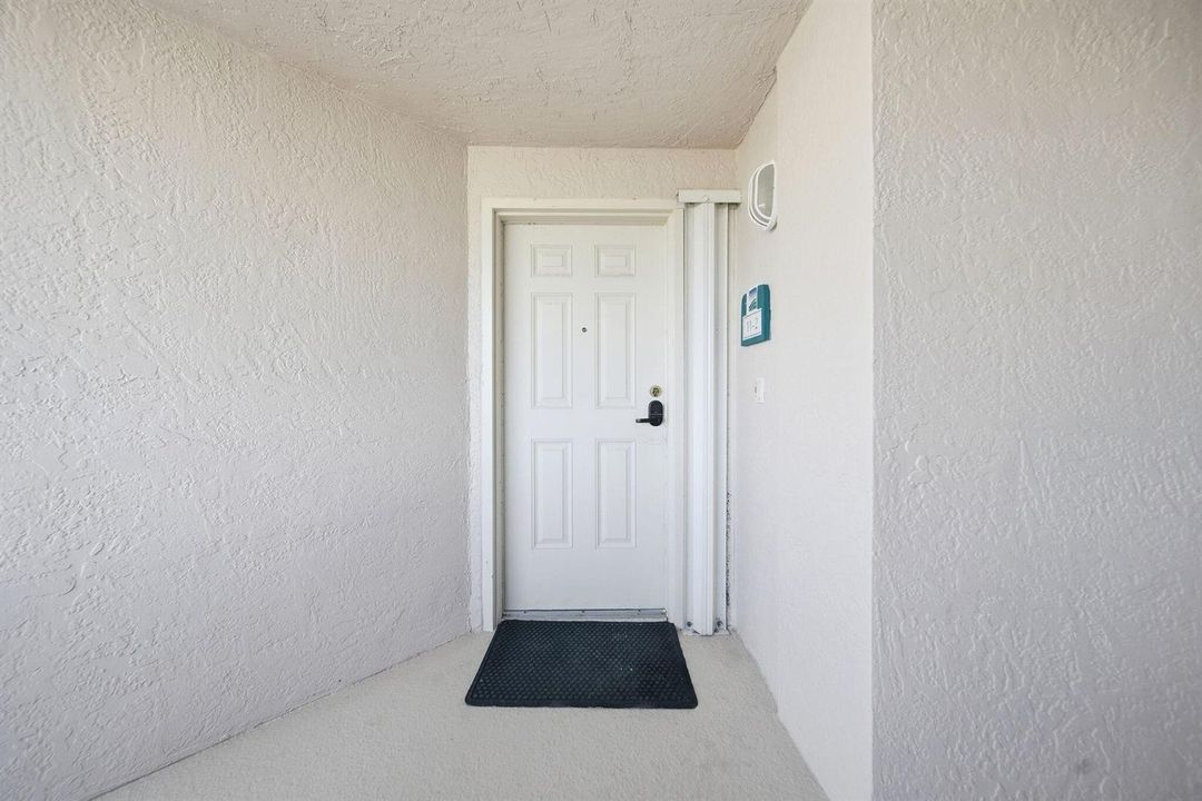 13_5051_North_Highway_A1A_Fort_Pierce_00