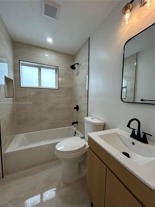 For Rent: $3,850 (3 beds, 2 baths, 2384 Square Feet)