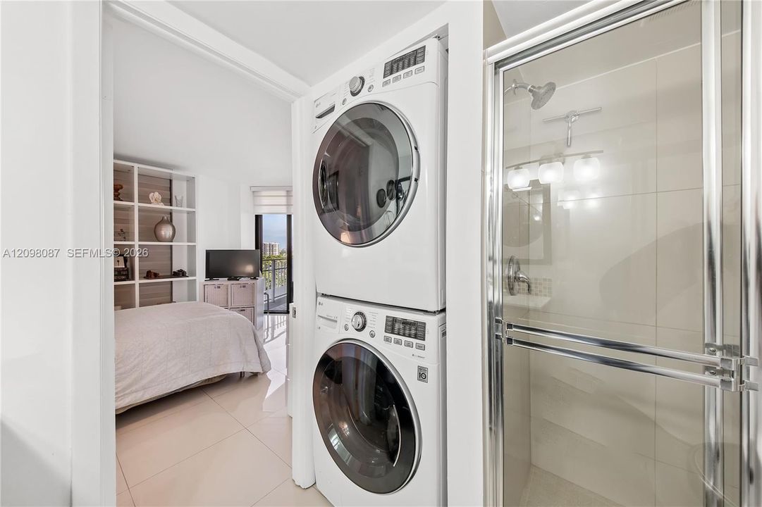 For Rent: $4,200 (2 beds, 2 baths, 1312 Square Feet)