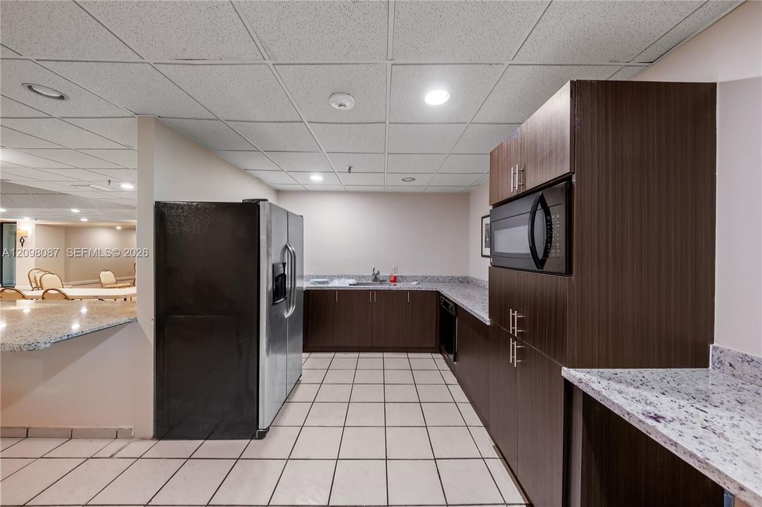 For Rent: $4,200 (2 beds, 2 baths, 1312 Square Feet)