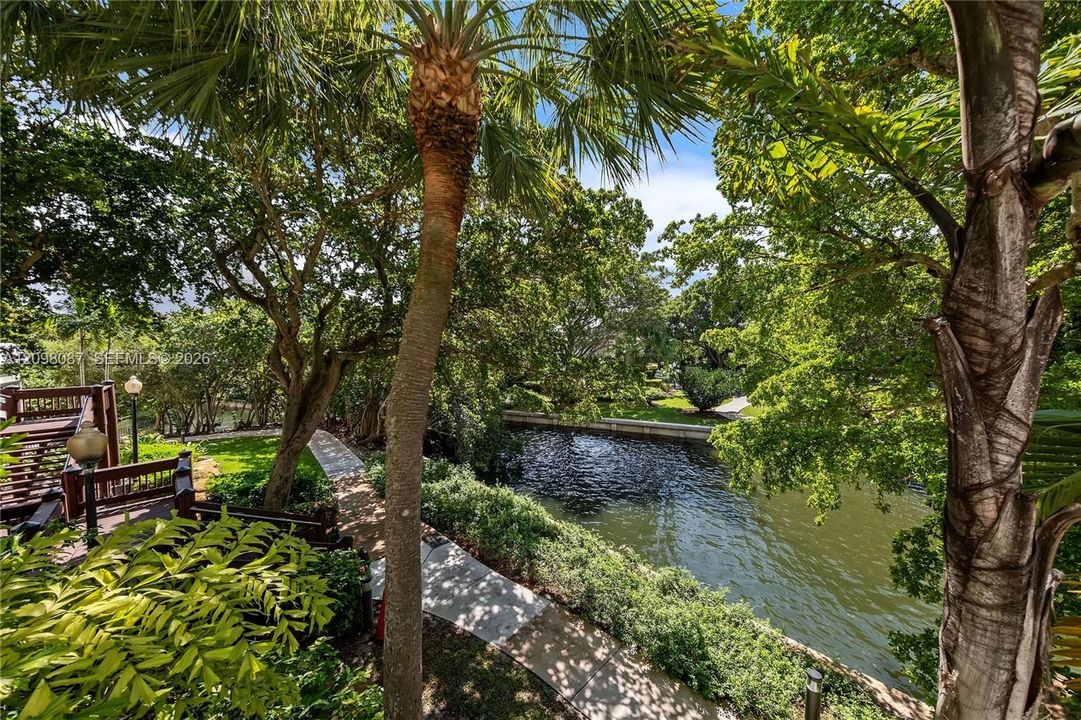 For Rent: $4,200 (2 beds, 2 baths, 1312 Square Feet)