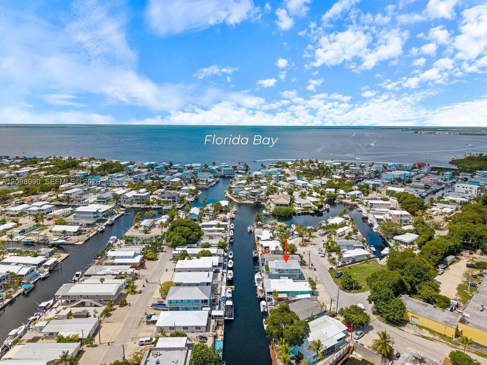 For Sale: $1,197,000 (3 beds, 2 baths, 1296 Square Feet)