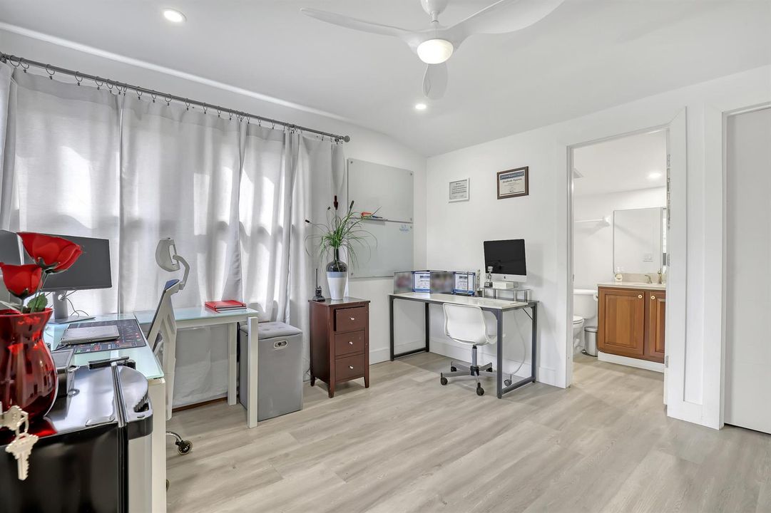 15818 Glen Willow (38)