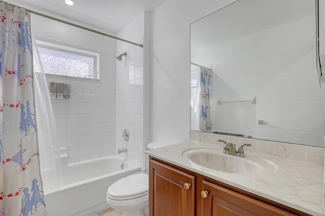 15818 Glen Willow (35)