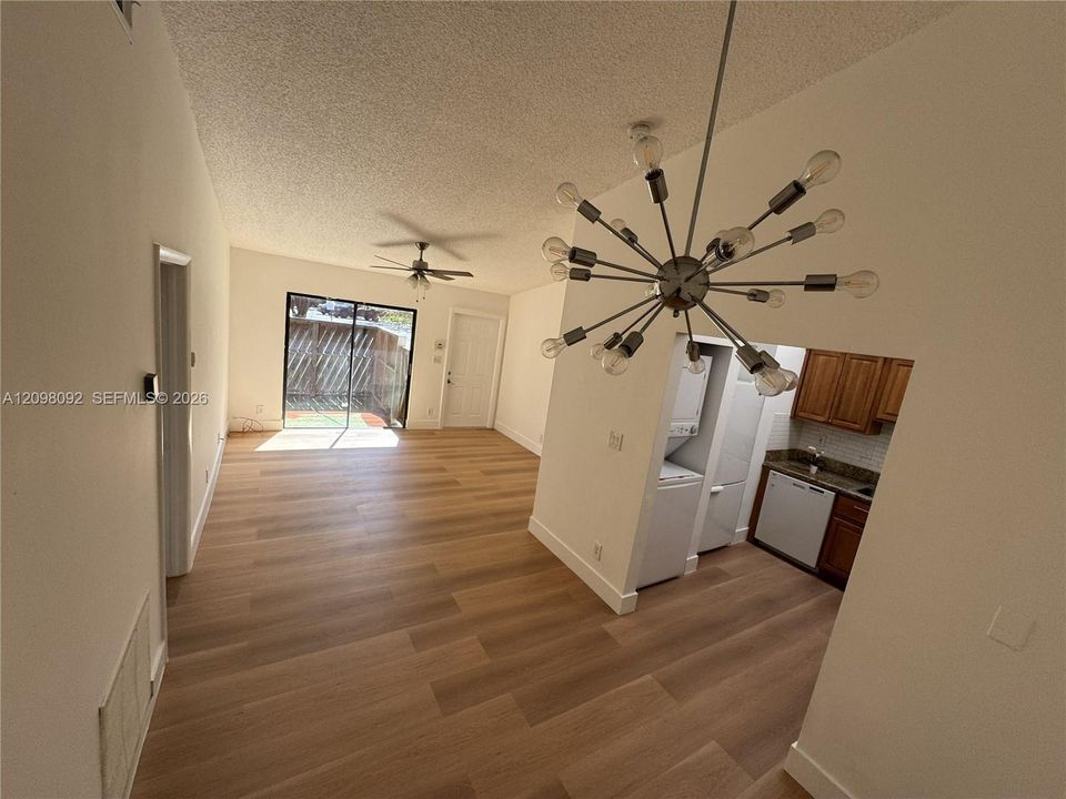 For Sale: $238,000 (2 beds, 2 baths, 1224 Square Feet)
