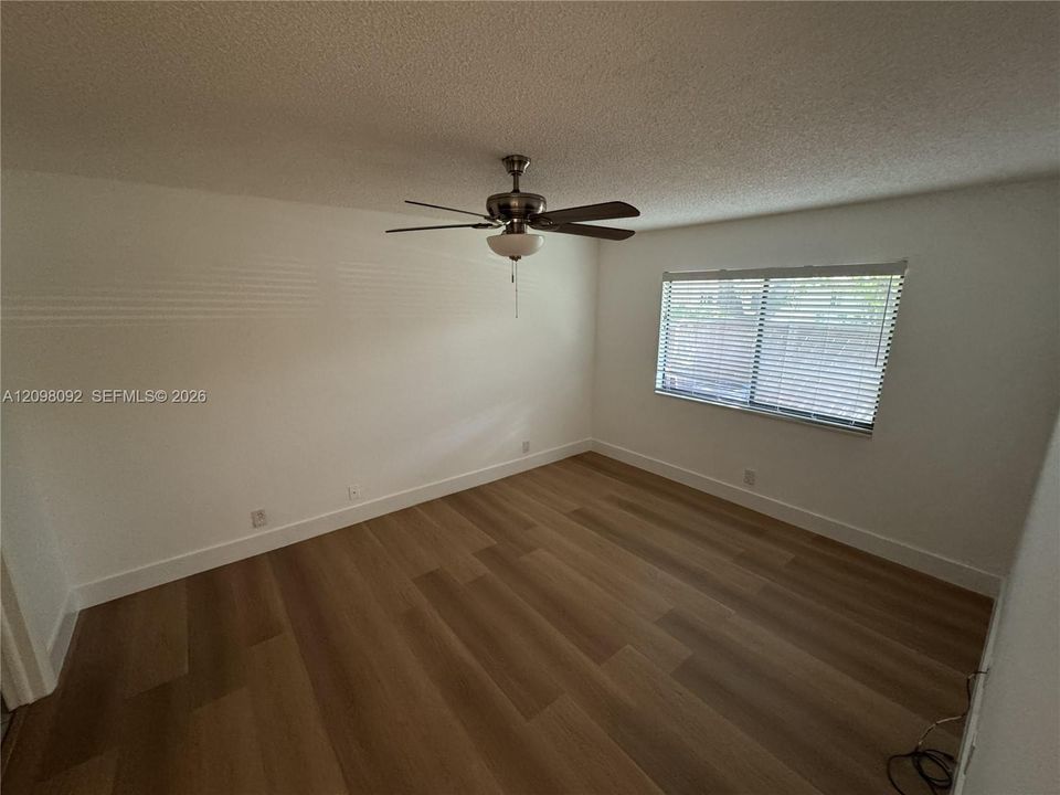 For Sale: $238,000 (2 beds, 2 baths, 1224 Square Feet)