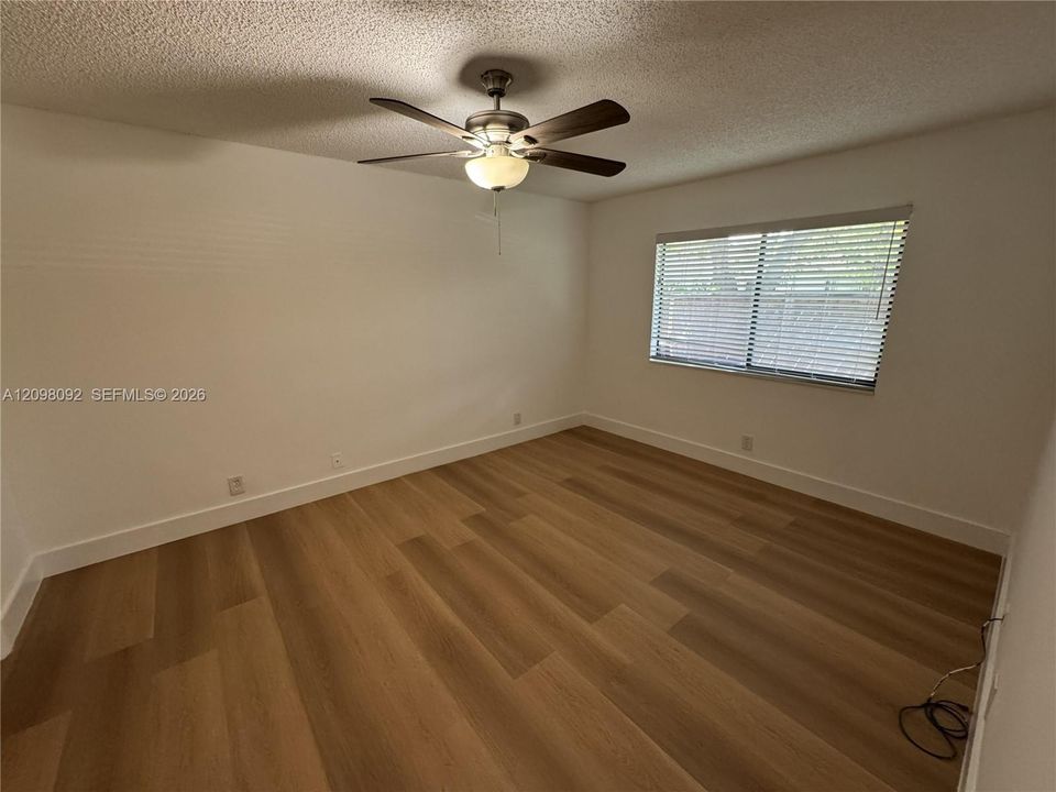 For Sale: $238,000 (2 beds, 2 baths, 1224 Square Feet)