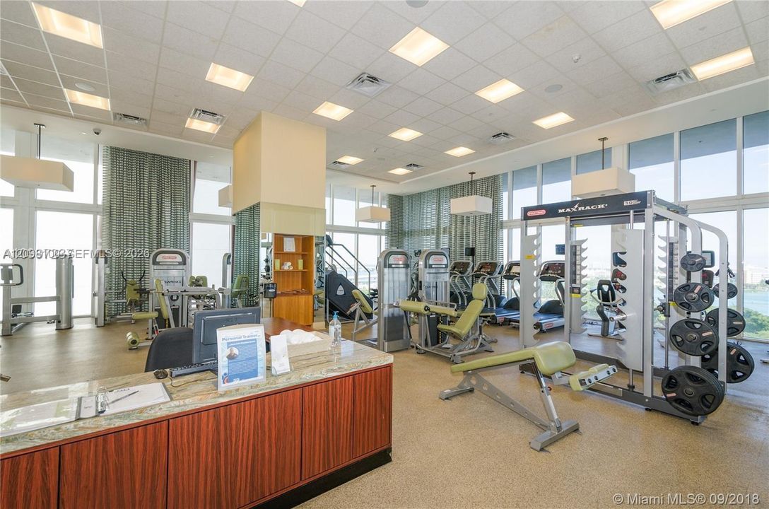 For Rent: $4,400 (2 beds, 2 baths, 1357 Square Feet)