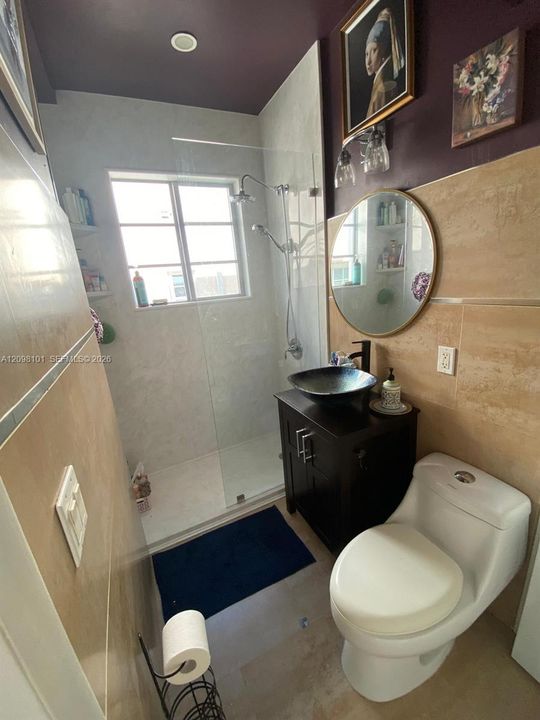 В аренду: $2,000 (0 спален, 1 ванн, 441 Квадратных фут)