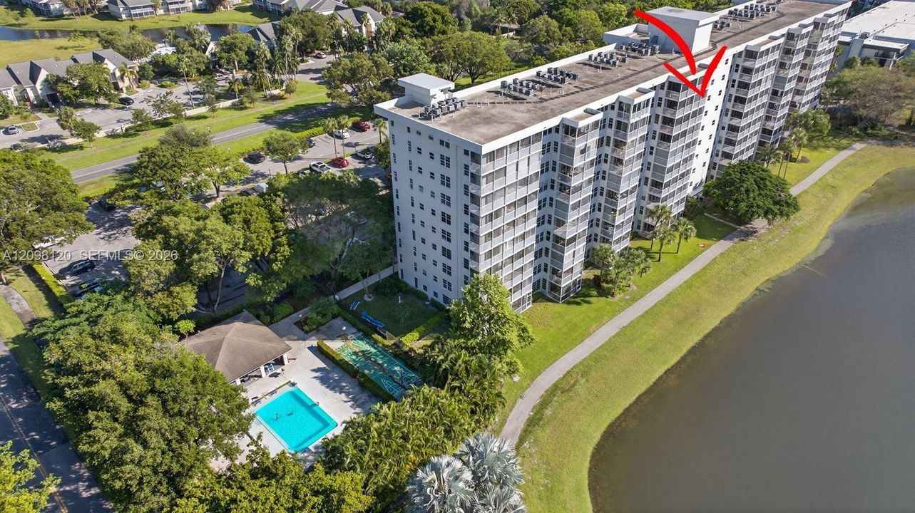 В аренду: $4,000 (2 спален, 2 ванн, 1216 Квадратных фут)