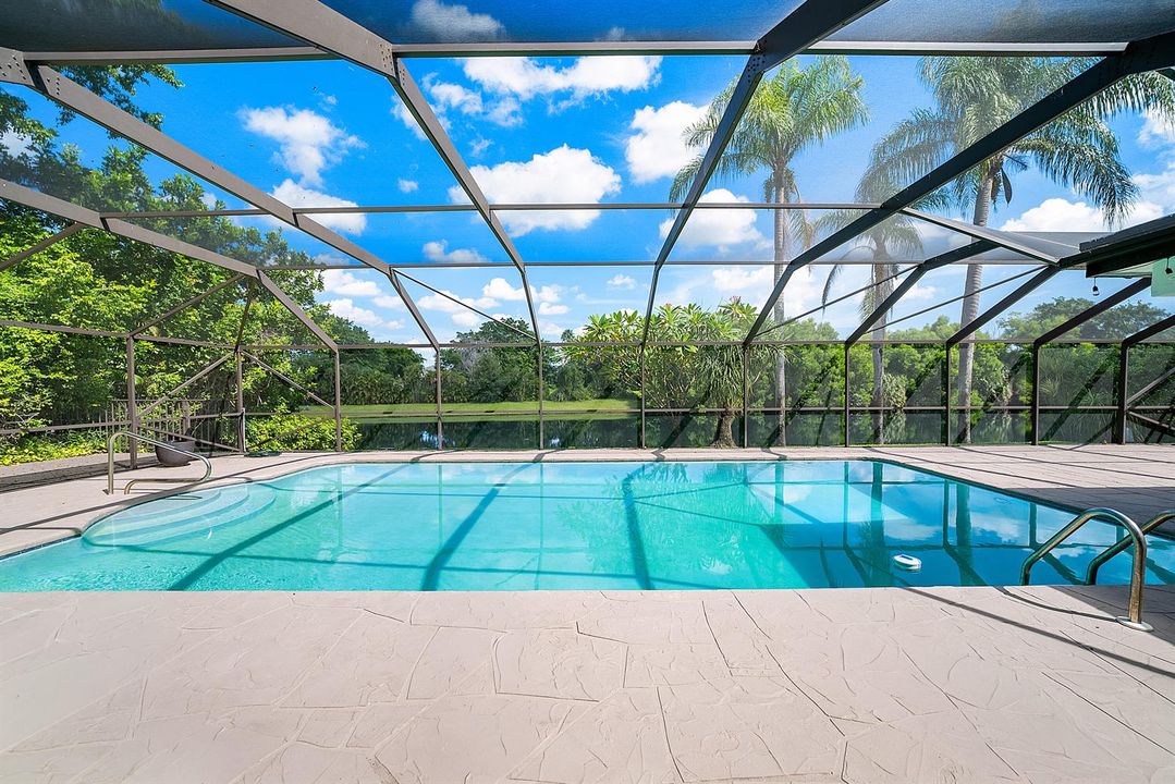 Screened pool