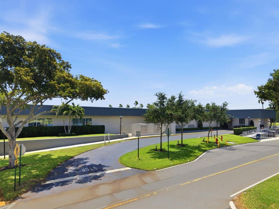 Clubhouse Front 2