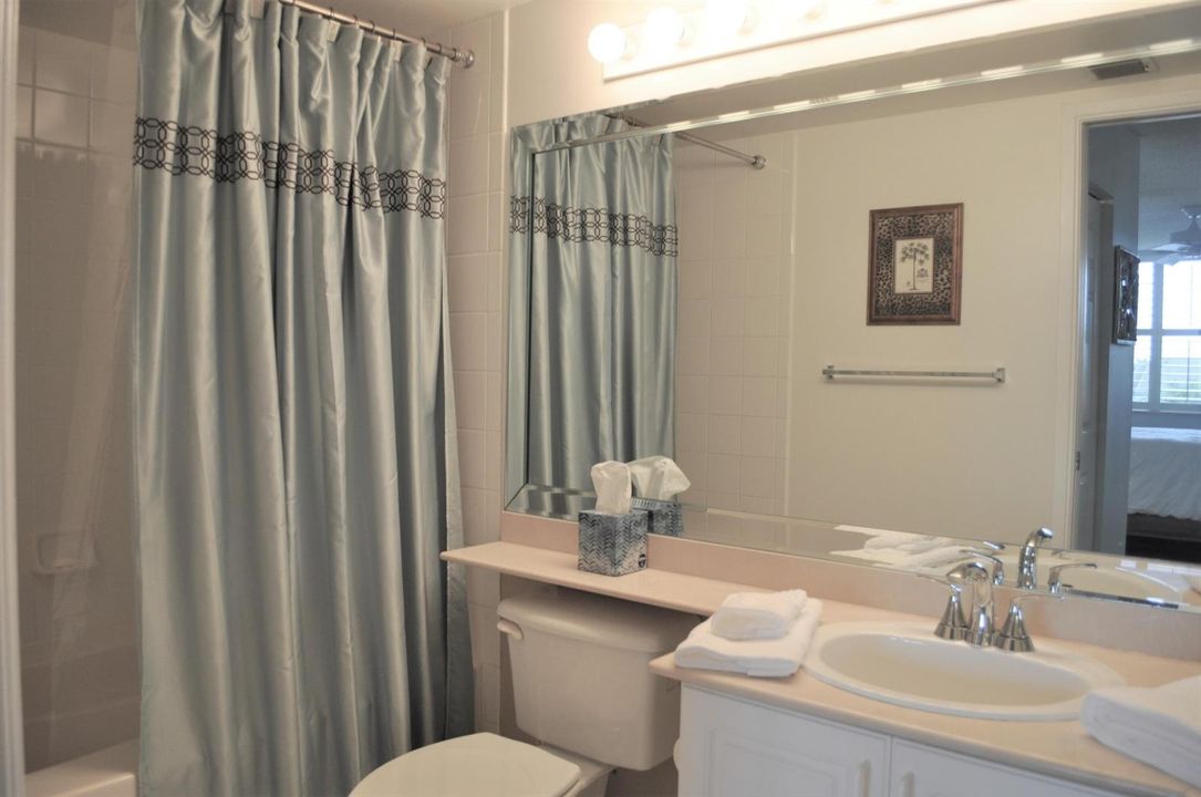 HBC 301 BATH 2