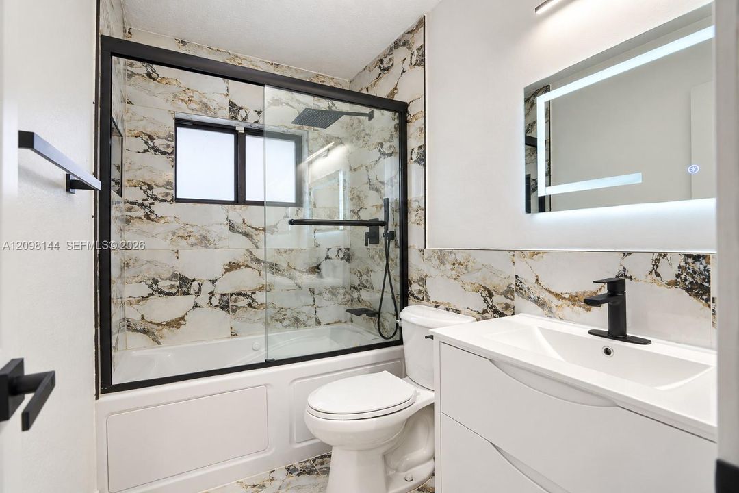 En Venta: $509,900 (3 camas, 2 baños, 1749 Pies cuadrados)