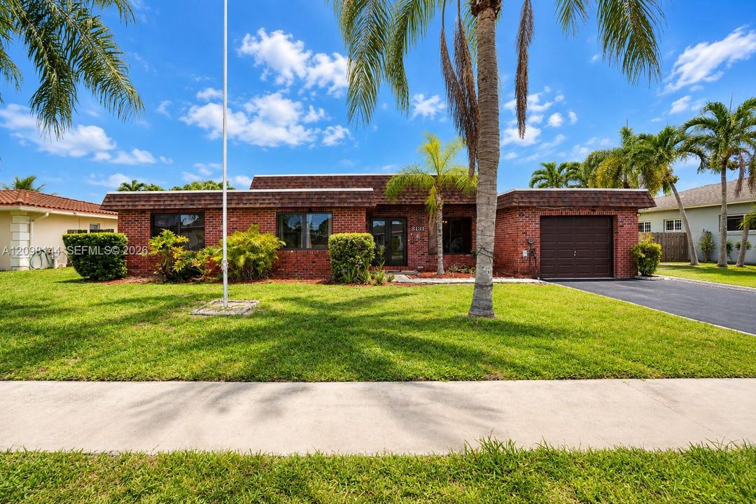 En Venta: $509,900 (3 camas, 2 baños, 1749 Pies cuadrados)