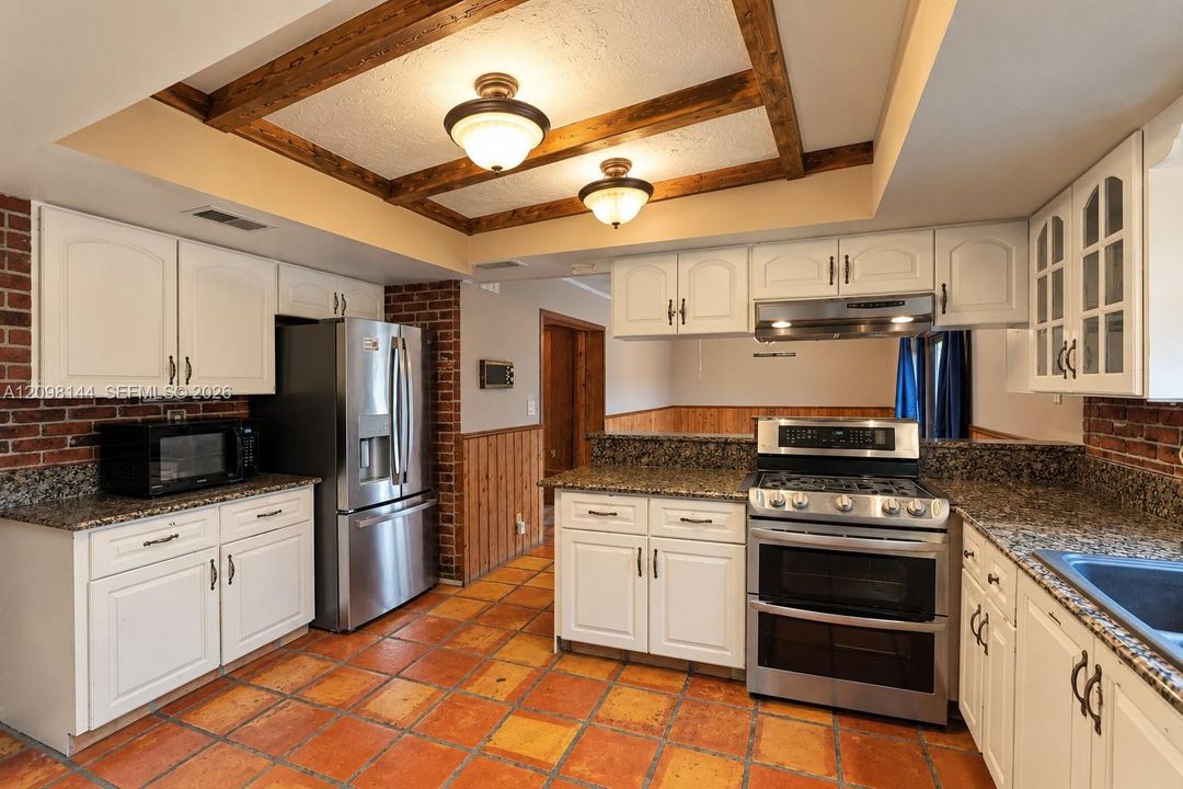 En Venta: $509,900 (3 camas, 2 baños, 1749 Pies cuadrados)