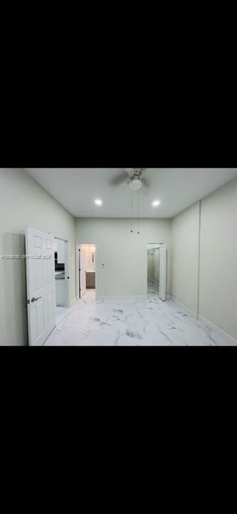 En Venta: $599,000 (3 camas, 2 baños, 1698 Pies cuadrados)