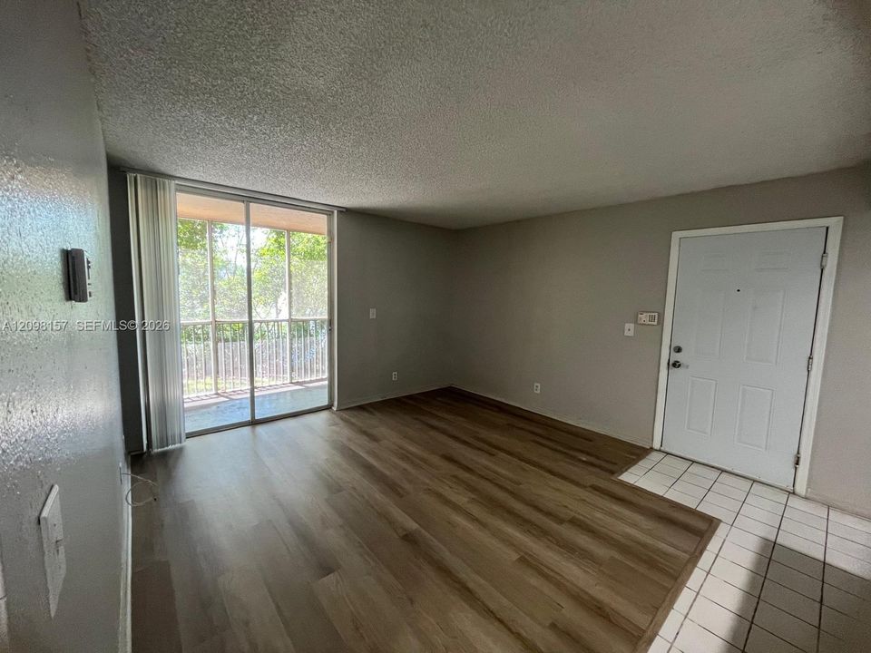 En Venta: $140,000 (1 camas, 1 baños, 633 Pies cuadrados)
