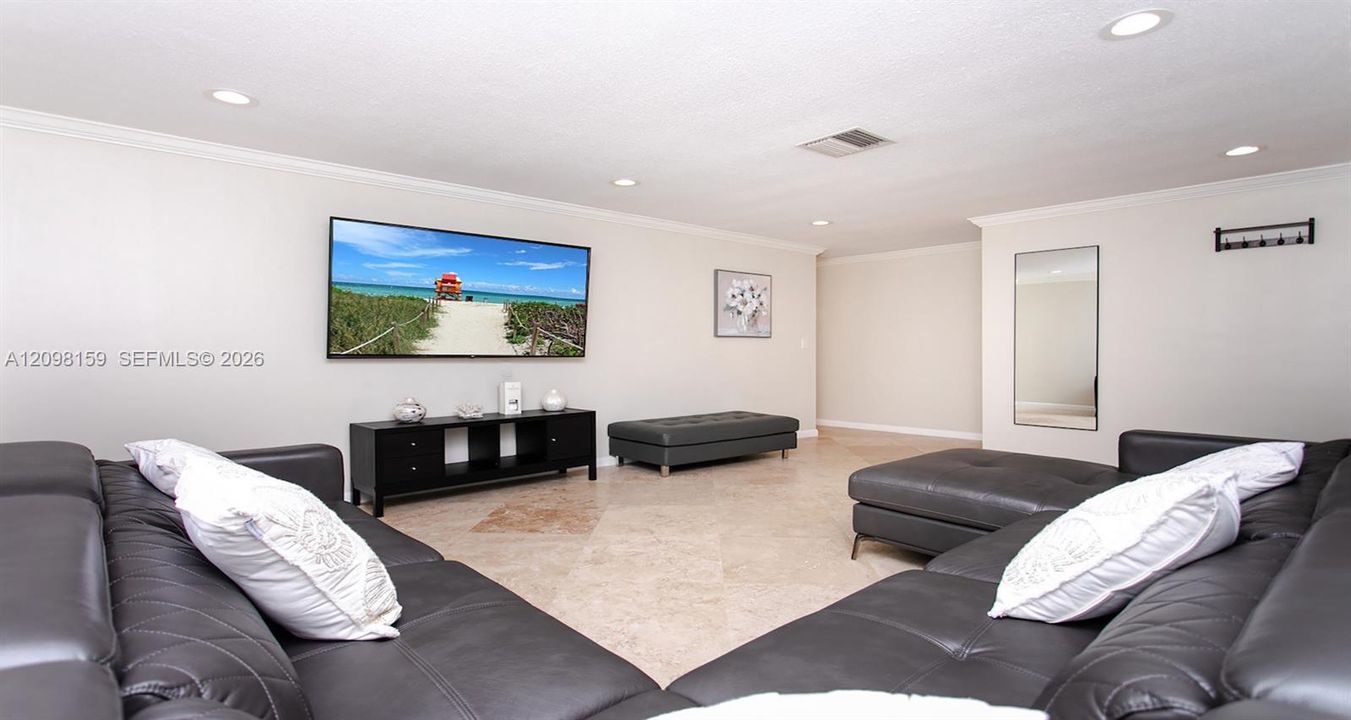 For Rent: $6,300 (3 beds, 2 baths, 1499 Square Feet)