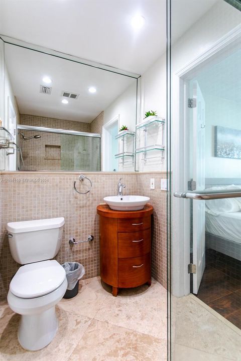 For Rent: $6,300 (3 beds, 2 baths, 1499 Square Feet)