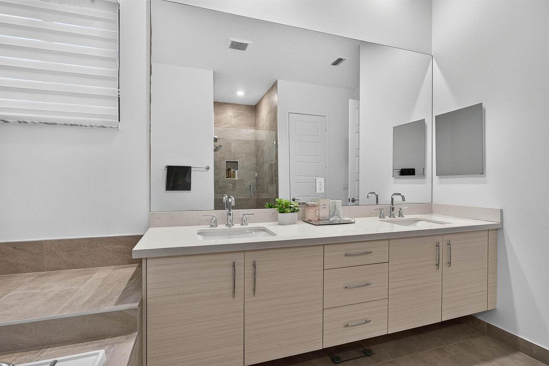 29-web-or-mls-10785-29