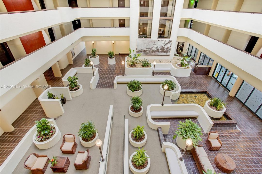 For Rent: $4,950 (2 beds, 2 baths, 1411 Square Feet)
