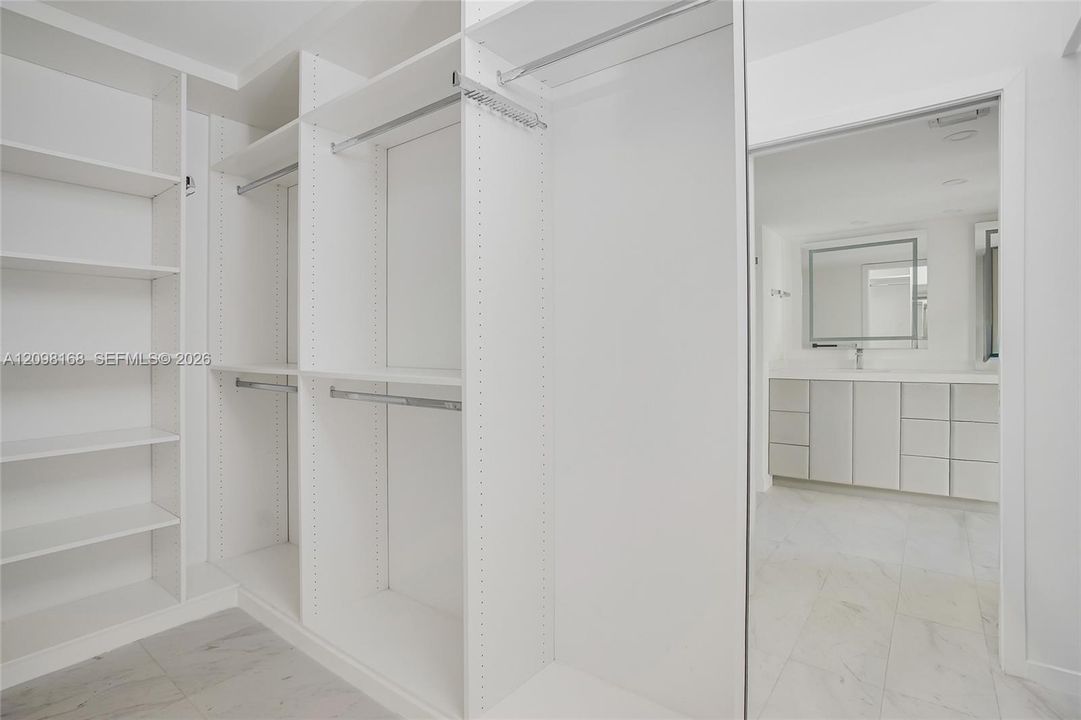 For Rent: $4,950 (2 beds, 2 baths, 1411 Square Feet)