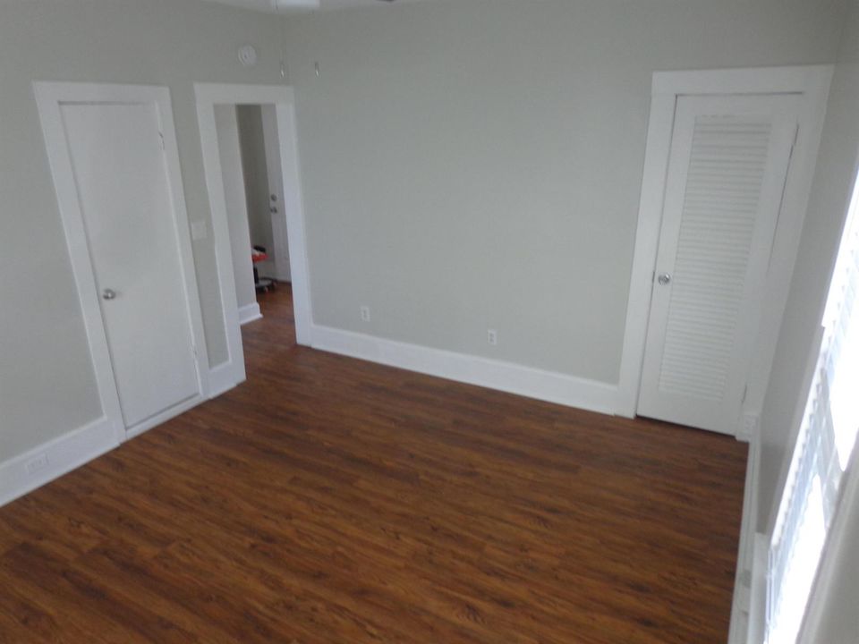 209 Bedroom 1