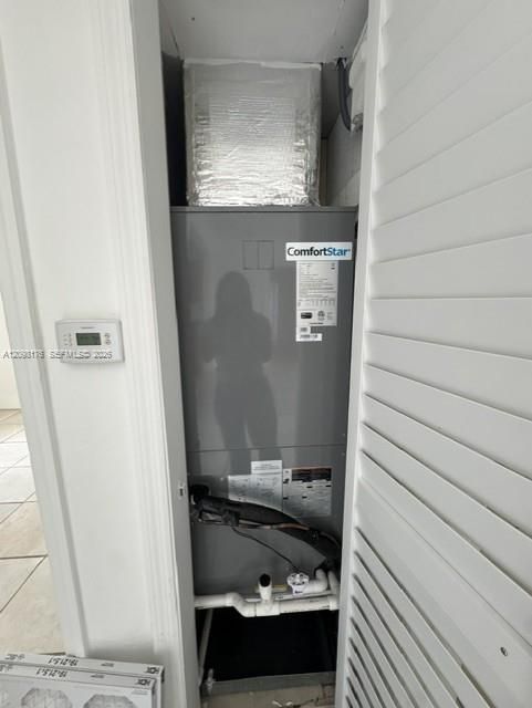 En Venta: $400,000 (3 camas, 1 baños, 817 Pies cuadrados)