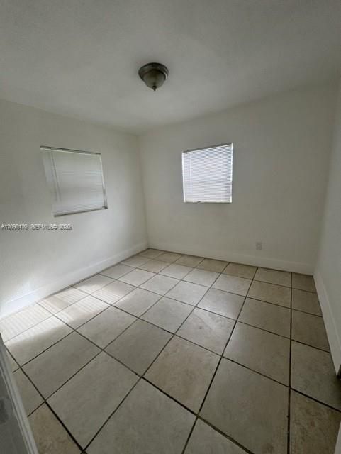 En Venta: $400,000 (3 camas, 1 baños, 817 Pies cuadrados)