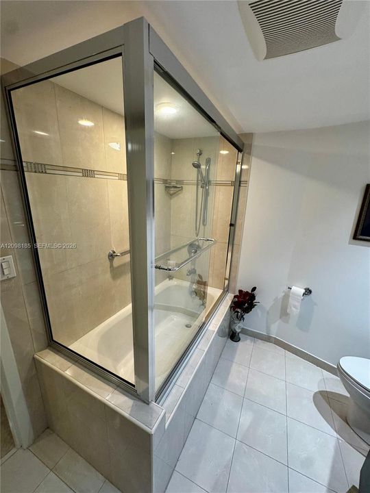 На продажу: $375,000 (2 спален, 2 ванн, 1420 Квадратных фут)