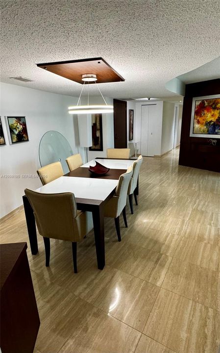 На продажу: $375,000 (2 спален, 2 ванн, 1420 Квадратных фут)