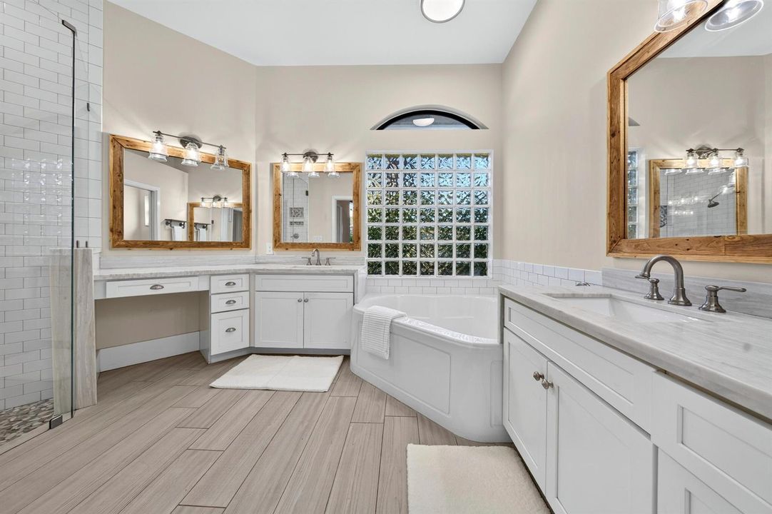 024-046-Primary Bath-4000x2664