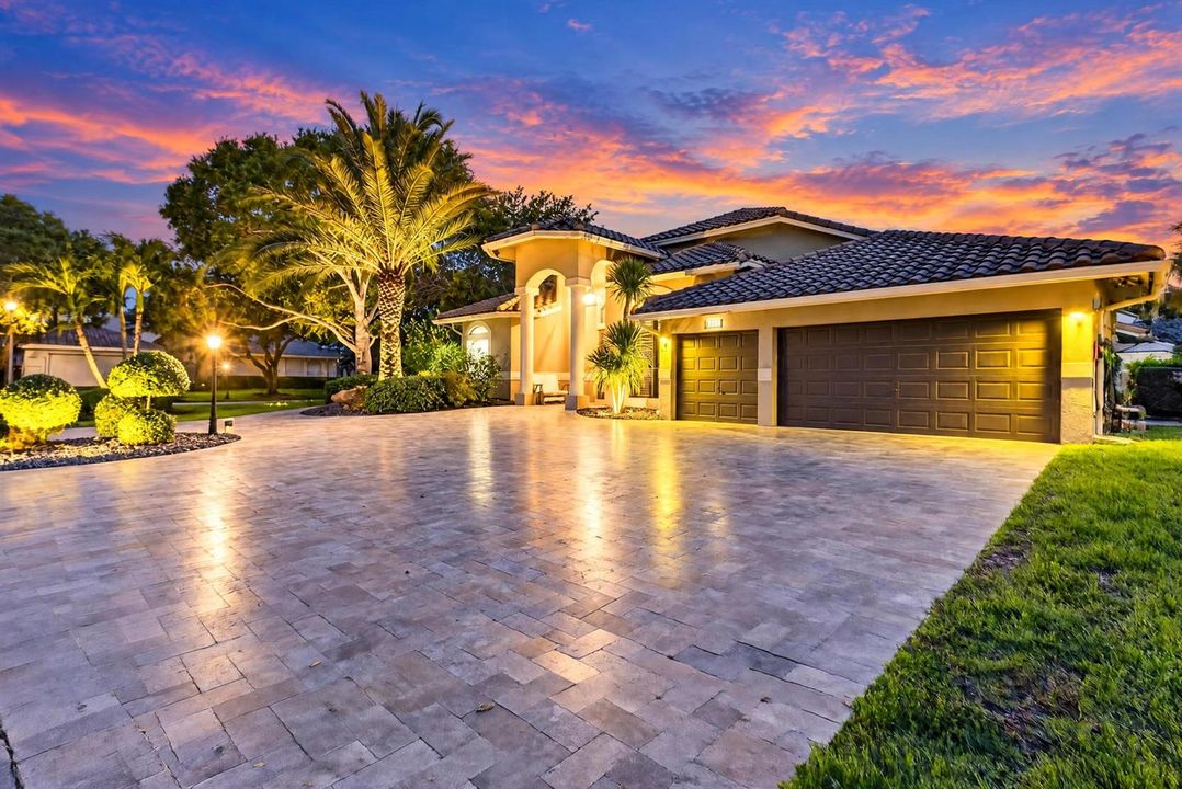 052-024-Front Exterior-4000x2675