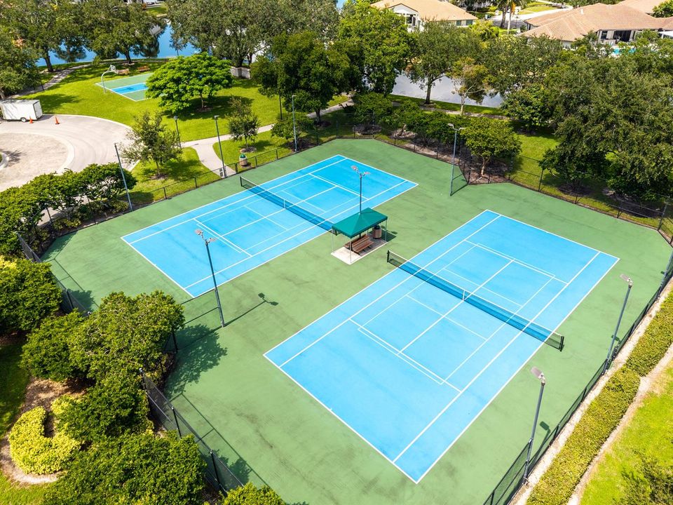 068-015-Courts-4000x3000