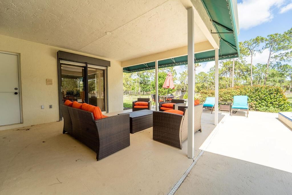 5562Reynolds-3