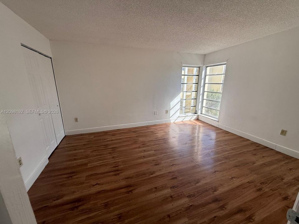 En Renta: $2,200 (2 camas, 2 baños, 1046 Pies cuadrados)