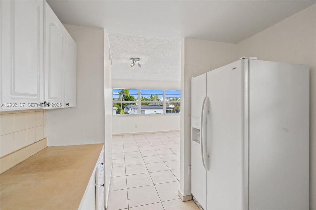 For Rent: $2,150 (2 beds, 2 baths, 780 Square Feet)