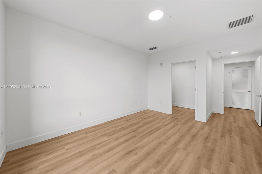 En Renta: $2,567 (1 camas, 1 baños, 831 Pies cuadrados)