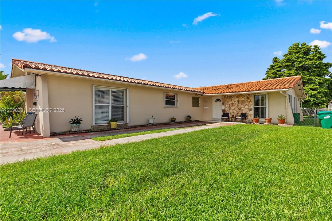For Sale: $989,000 (0 beds, 0 baths, 2785 Square Feet)