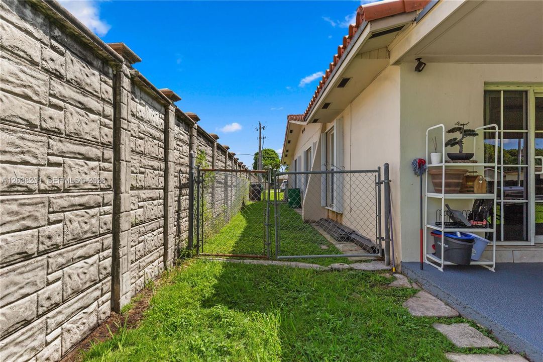 For Sale: $989,000 (0 beds, 0 baths, 2785 Square Feet)