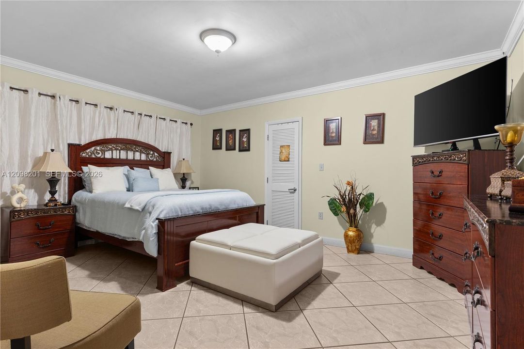 For Sale: $989,000 (0 beds, 0 baths, 2785 Square Feet)